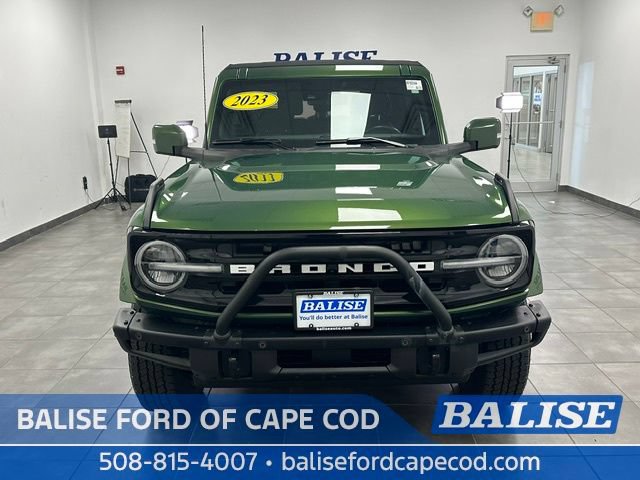Used 2023 Ford Bronco Outer Banks AWD/4WD image 2