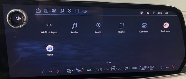 Used 2025 Chevrolet Suburban Premier image 33