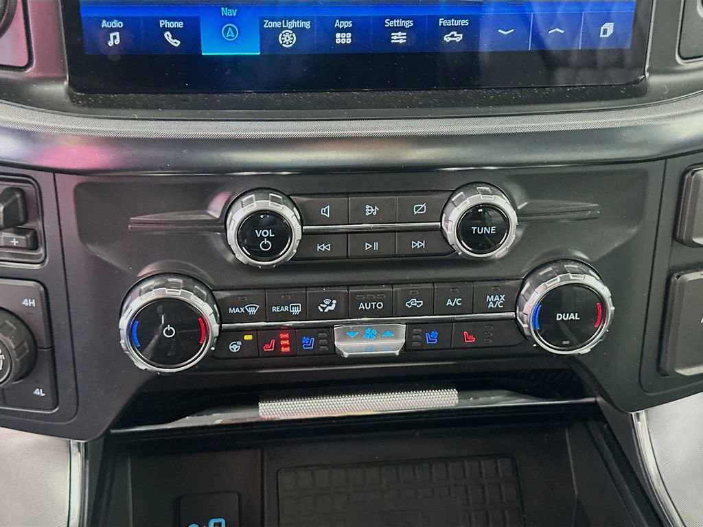 Used 2022 Ford F150 Limited image 16