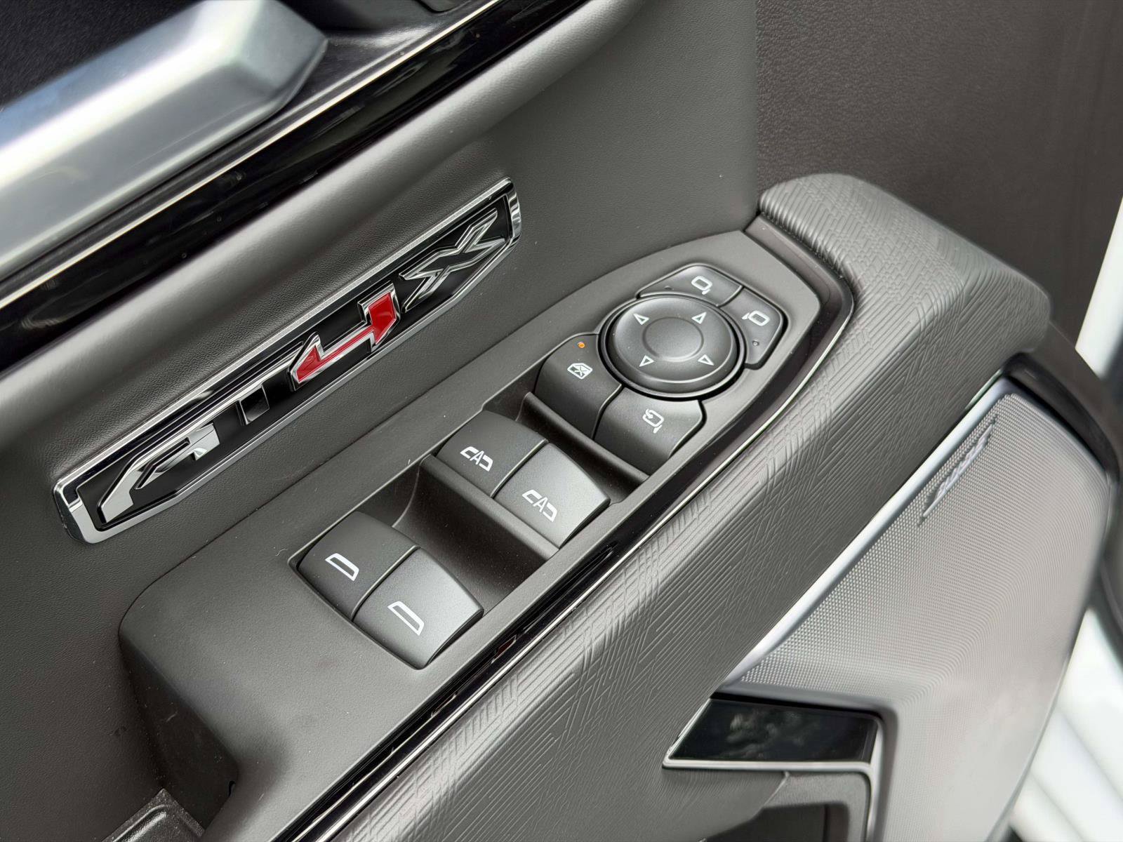 Used 2026 GMC Sierra 1500 AT4X AWD/4WD image 7