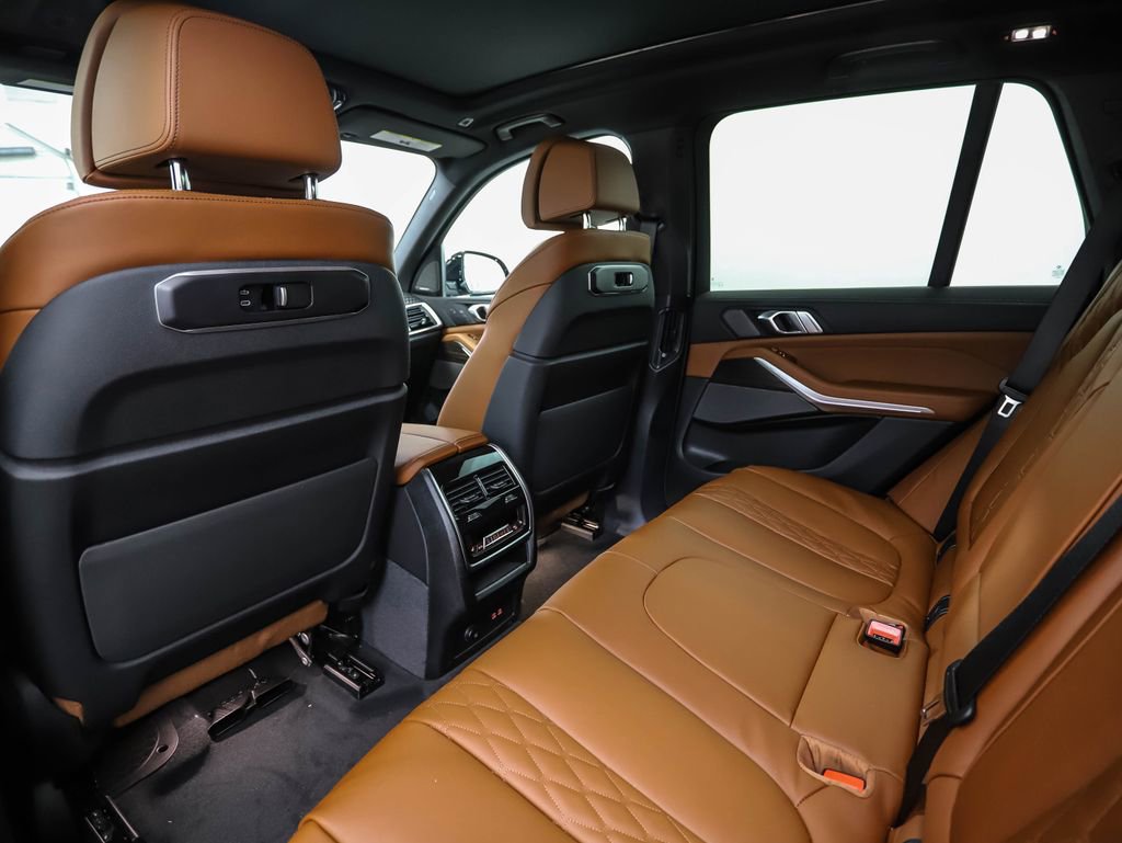 New 2026 BMW X5 xDrive40i w/ M Sport Package image 21