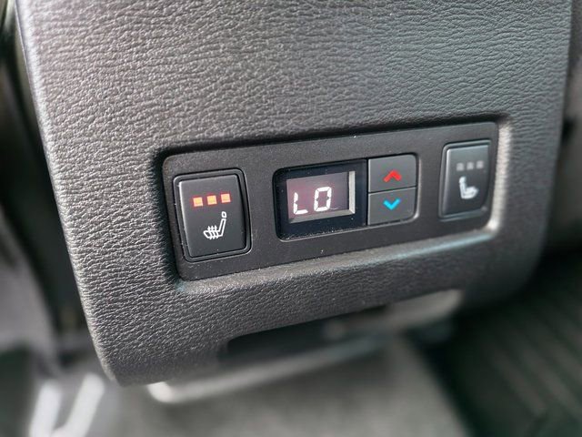 Used 2023 Mitsubishi Outlander SEL image 18