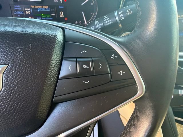 Used 2017 Cadillac XT5 Premium Luxury w/ Driver Assist Package AWD/4WD image 18