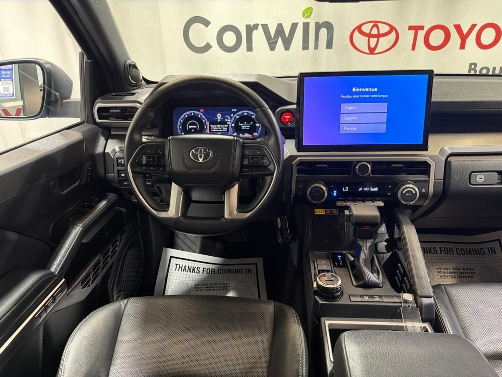 Used 2025 Toyota 4Runner TRD Off-Road Premium AWD/4WD image 23