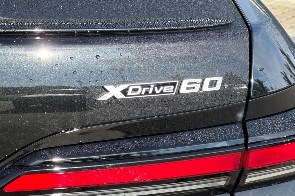 New 2026 BMW i7 xDrive60 w/ Executive Package image 33
