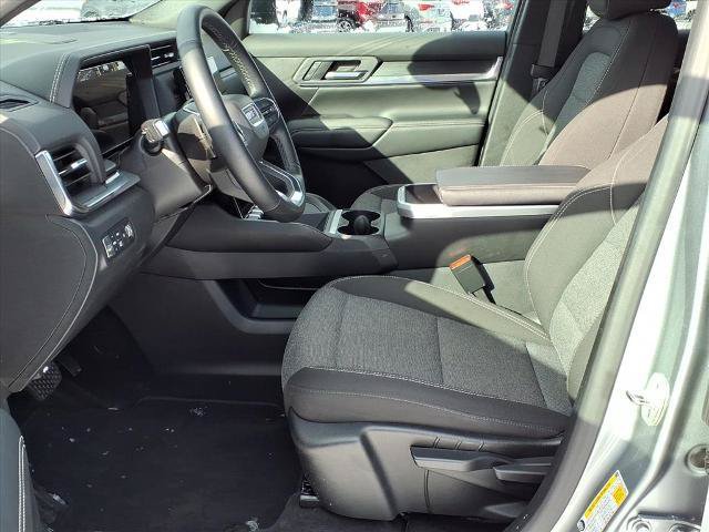 Used 2025 GMC Terrain Elevation AWD/4WD image 9