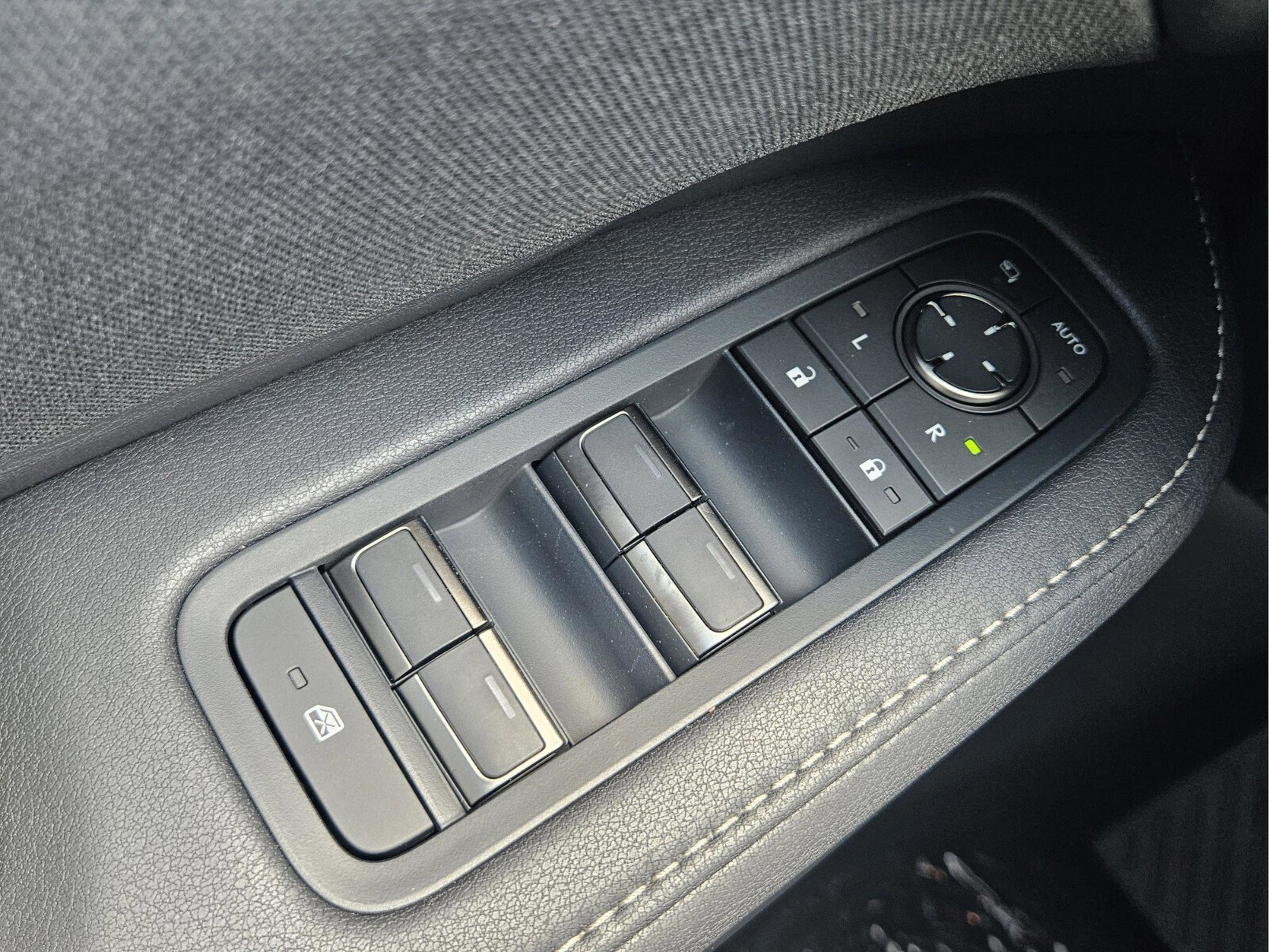 New 2026 Lexus TX 350 AWD image 32
