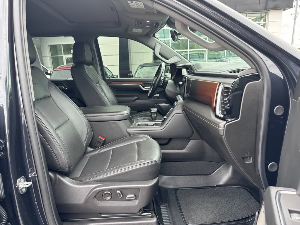 Used 2024 GMC Sierra 1500 Denali w/ Denali Reserve Package AWD/4WD image 15