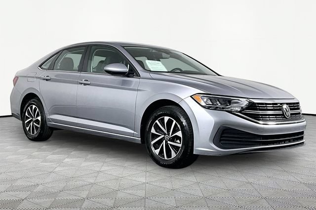 Used 2024 Volkswagen Jetta S FWD image 3