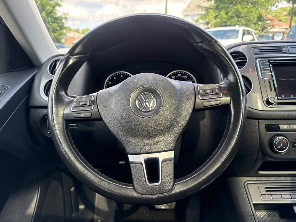 Used 2017 Volkswagen Tiguan Wolfsburg Edition AWD/4WD image 24