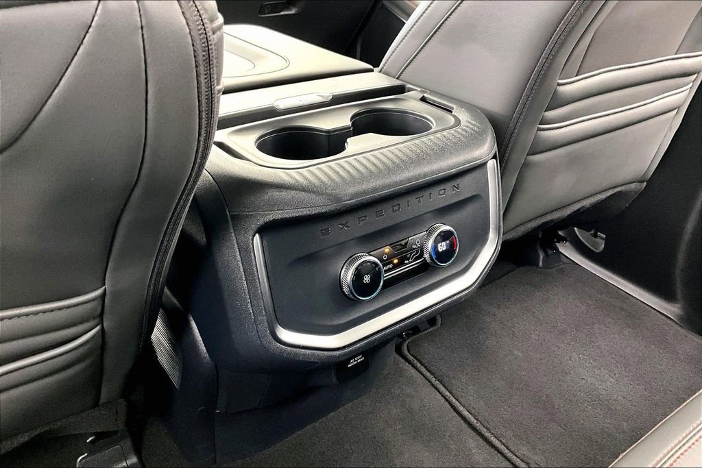 Used 2025 Ford Expedition Max Active image 34