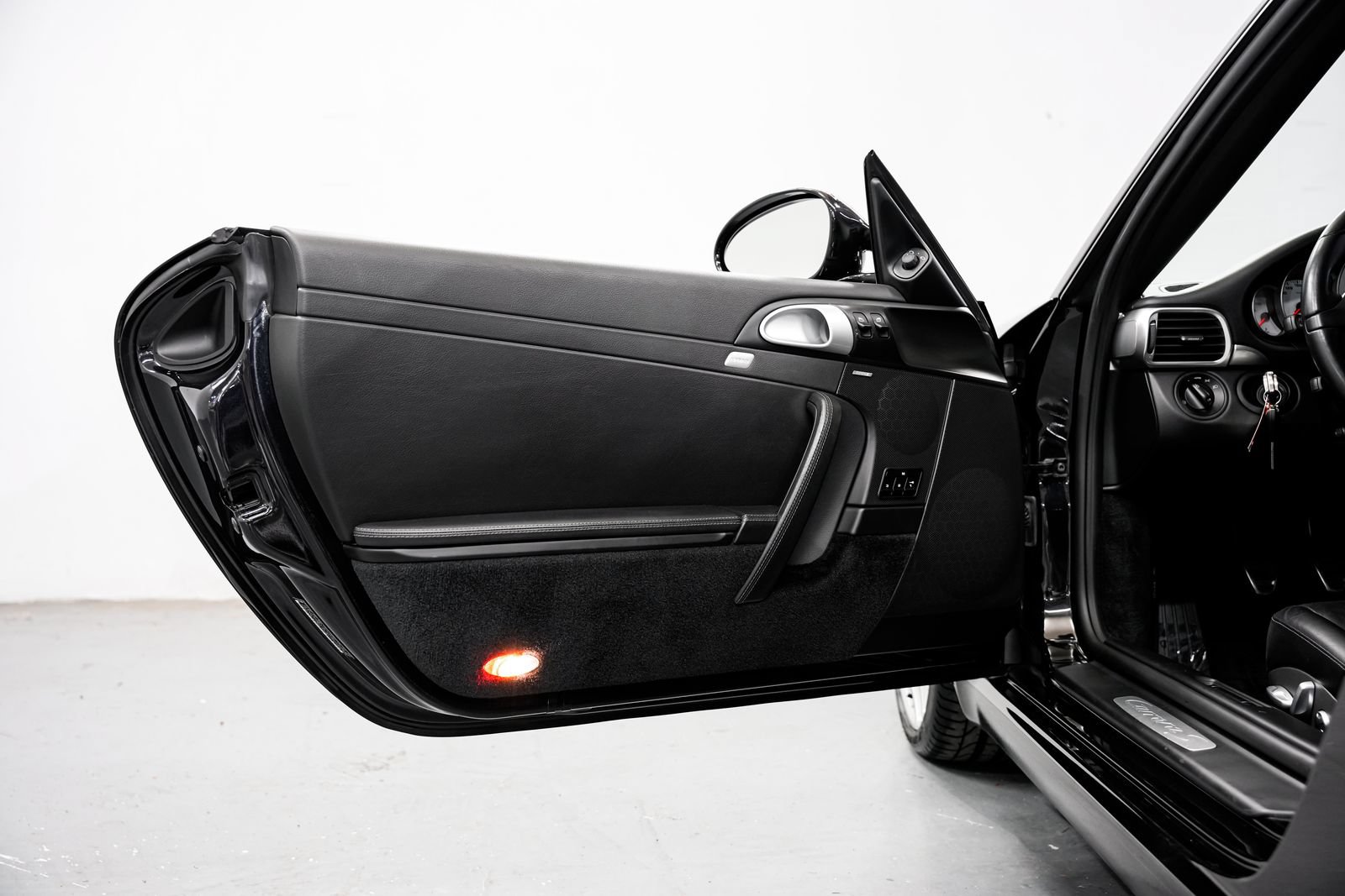 Used 2011 Porsche 911 Carrera S RWD image 22