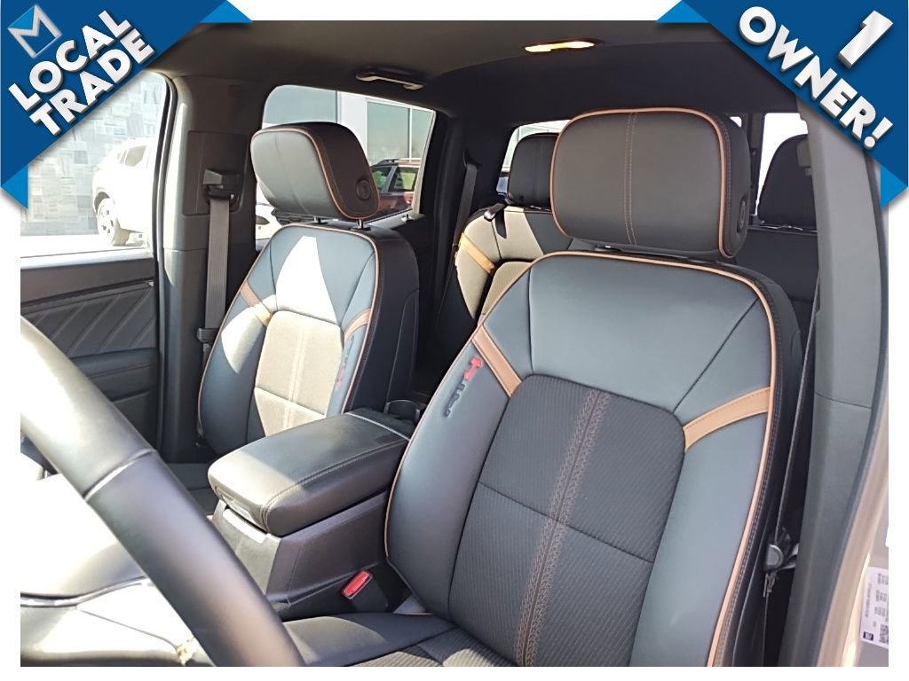 Used 2025 GMC Canyon AT4 w/ Nightfall Edition AWD/4WD image 21