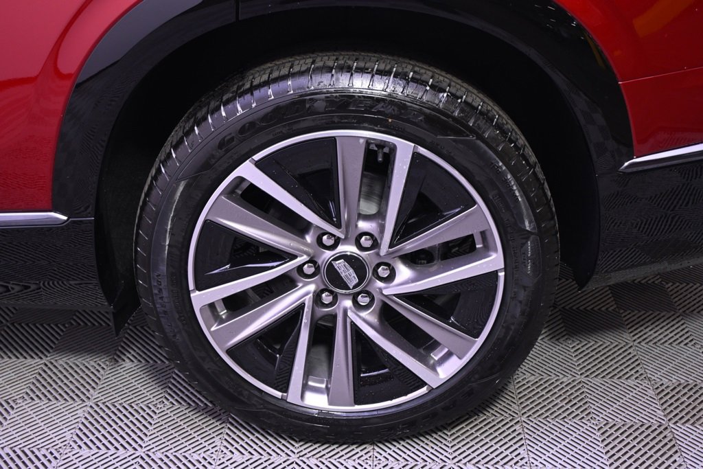 New 2026 Cadillac Vistiq Sport w/ LPO, Floor Liner Package image 20