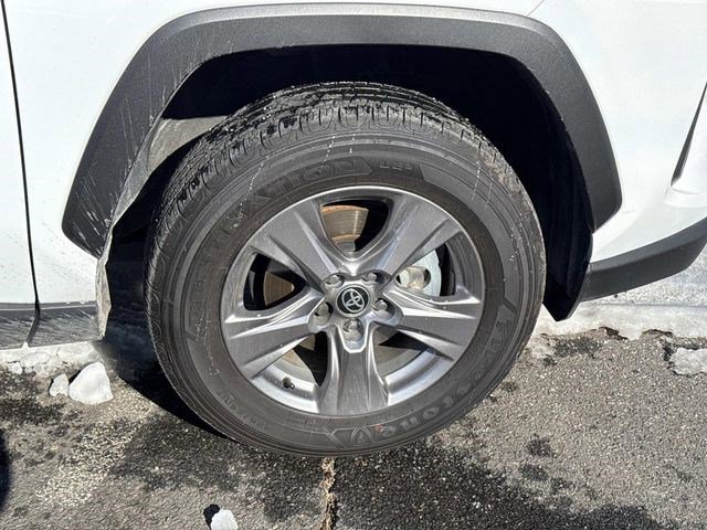 Used 2025 Toyota RAV4 XLE image 7