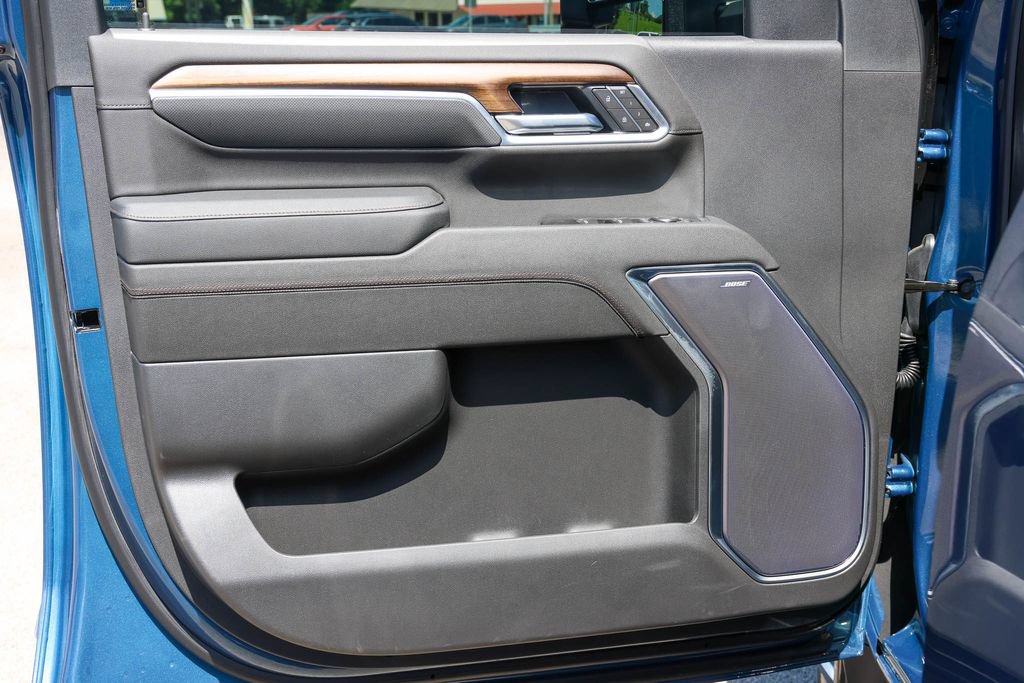 New 2026 Chevrolet Silverado 3500 High Country w/ High Country Premium Package AWD/4WD image 4
