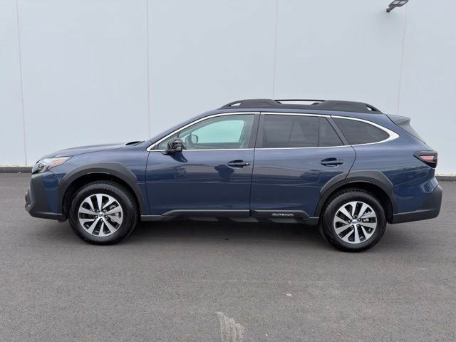 Used 2025 Subaru Outback Premium image 9