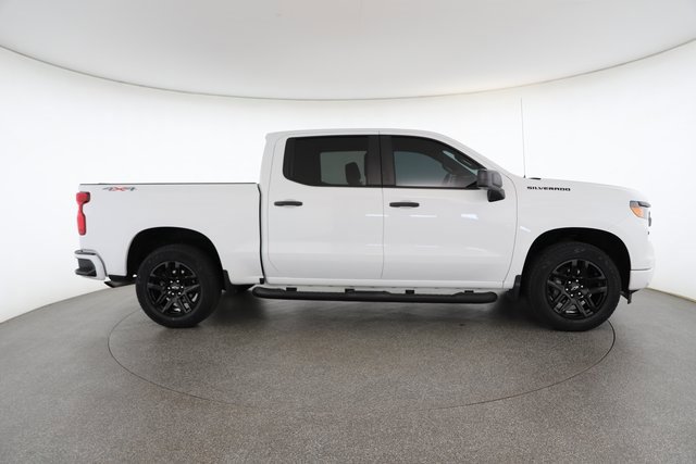 Used 2023 Chevrolet Silverado 1500 Custom image 22