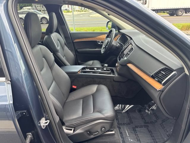 Certified 2023 Volvo XC90 B5 Plus w/ Protection Package Premier AWD/4WD image 15