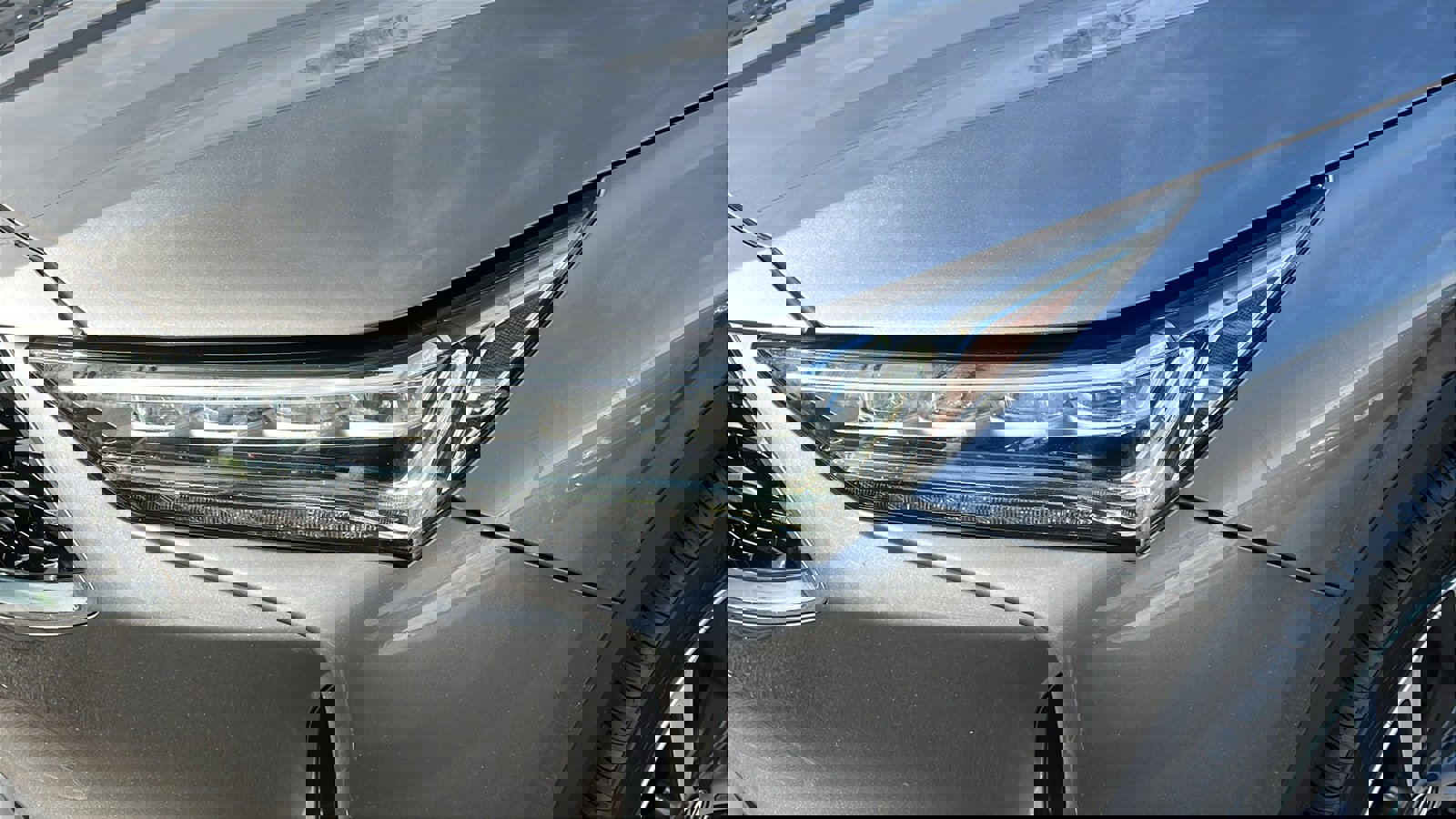 Used 2023 Acura MDX SH-AWD w/ Technology Package image 7