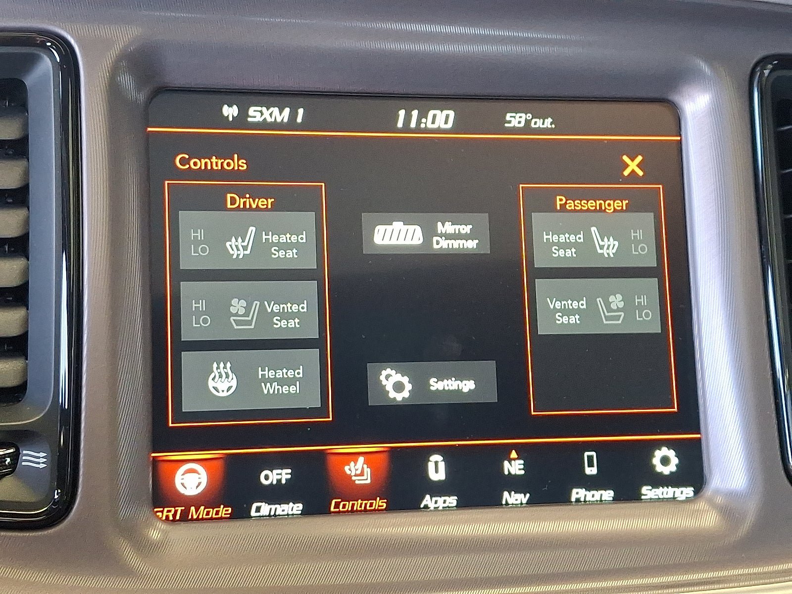 Used 2022 Dodge Challenger R/T Scat Pack w/ Plus Package RWD image 22