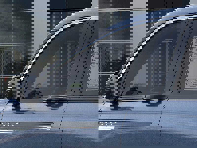 New 2026 Lincoln Nautilus Premier image 20