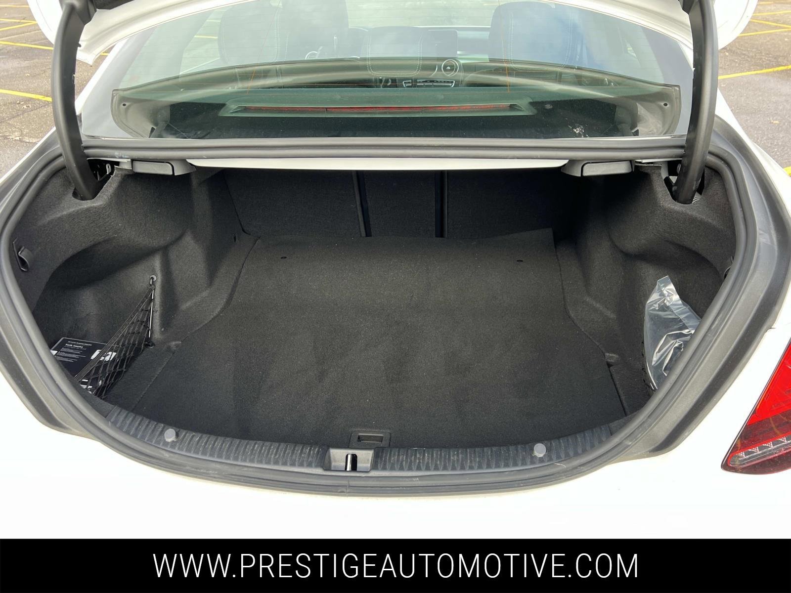 Used 2021 Mercedes-Benz C 300 4MATIC Sedan image 12