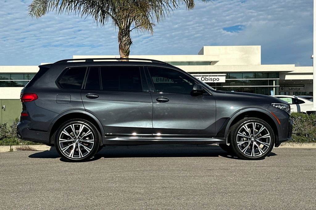 Used 2020 BMW X7 xDrive40i w/ M Sport Package video 2