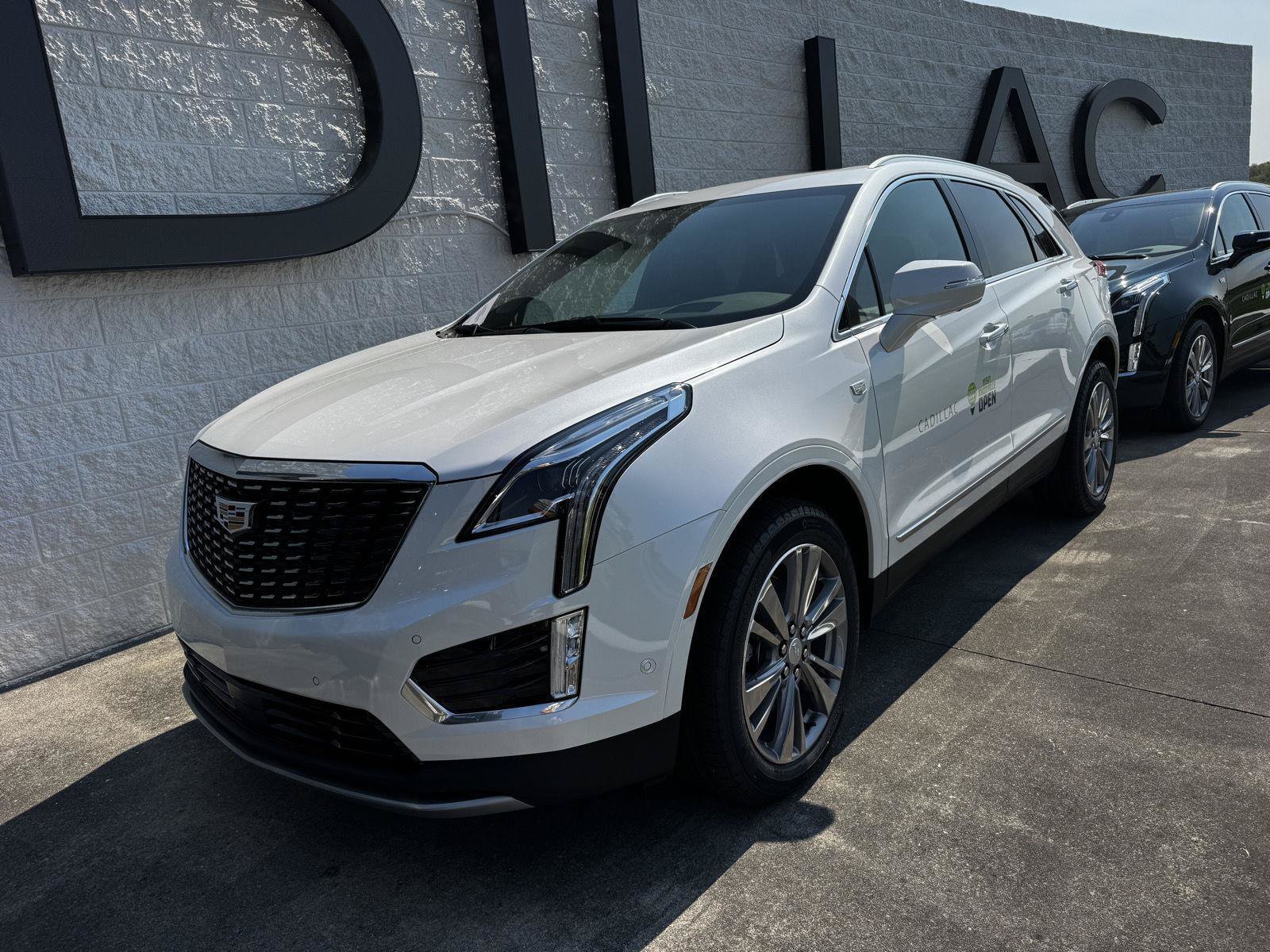 New 2026 Cadillac XT5 Premium Luxury FWD image 2