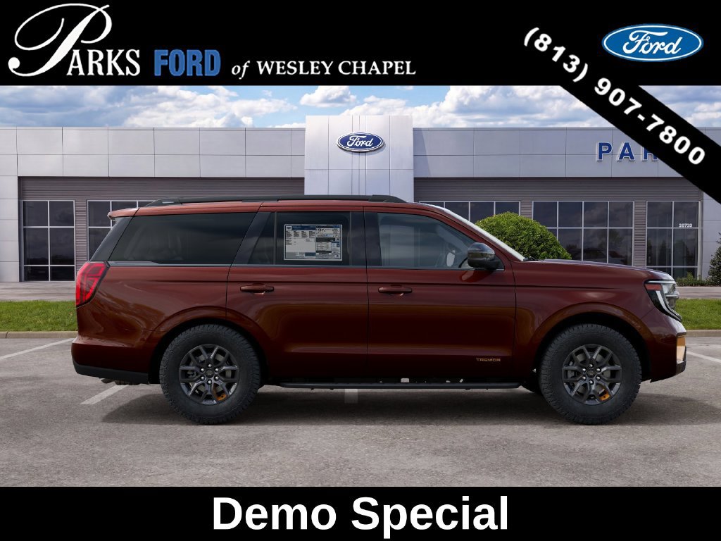 New 2027 Ford Expedition Tremor w/ Driver's Package AWD/4WD image 5