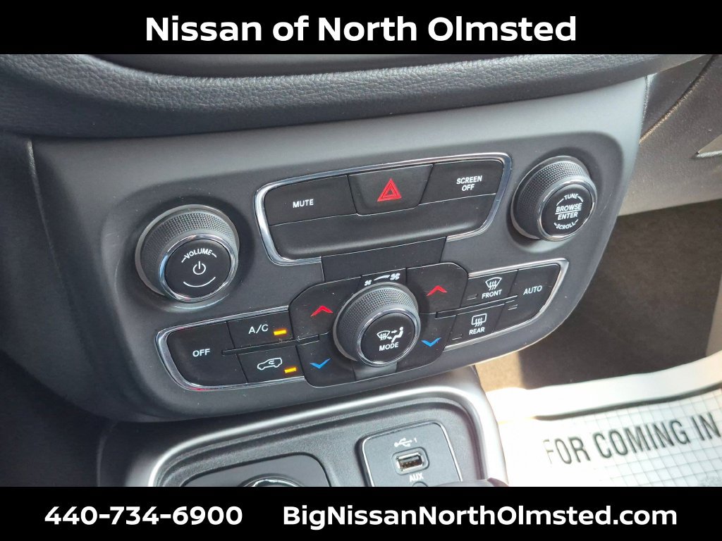 Used 2019 Jeep Compass Latitude w/ Popular Equipment Group AWD/4WD image 19