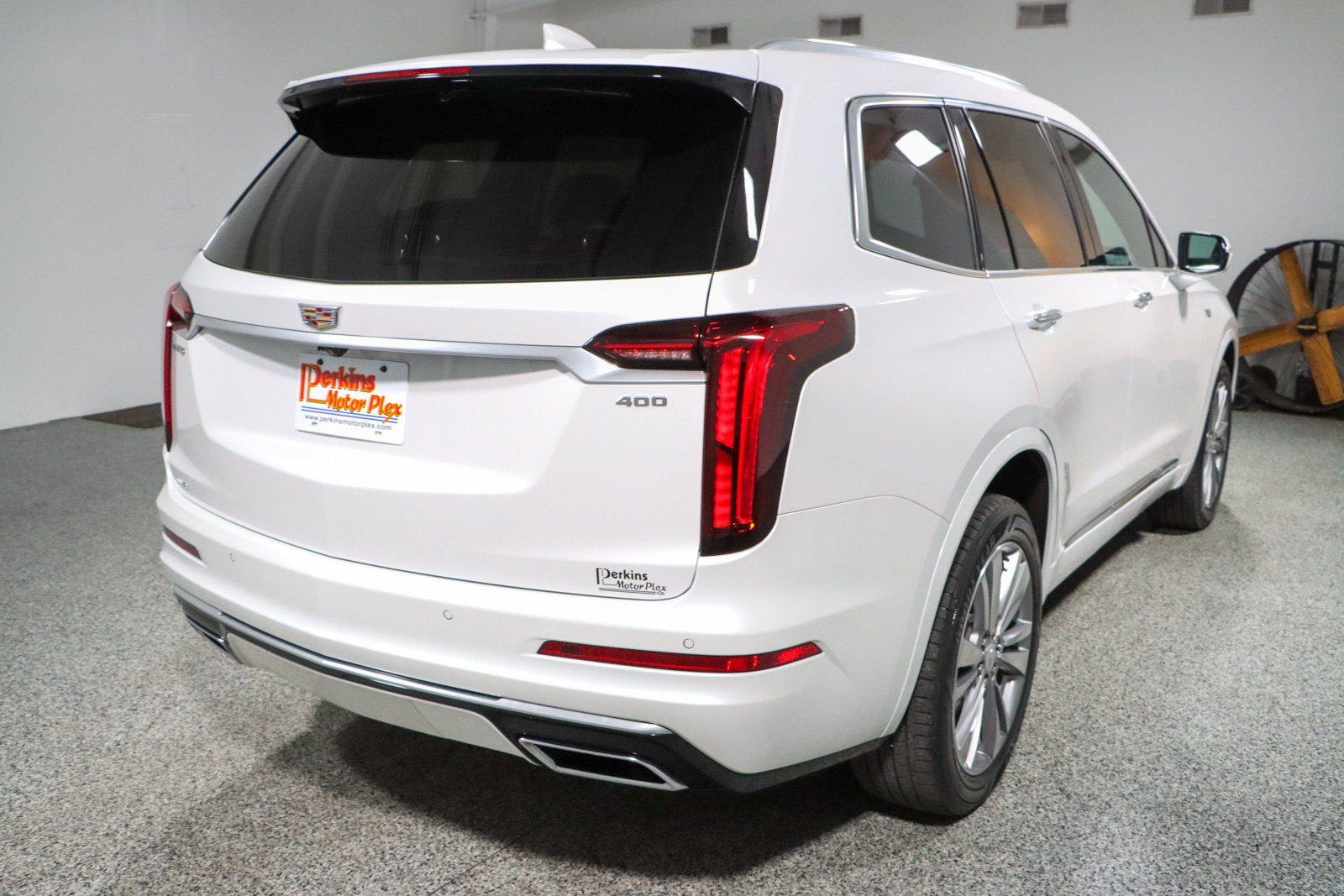 Used 2023 Cadillac XT6 Premium Luxury AWD/4WD image 7