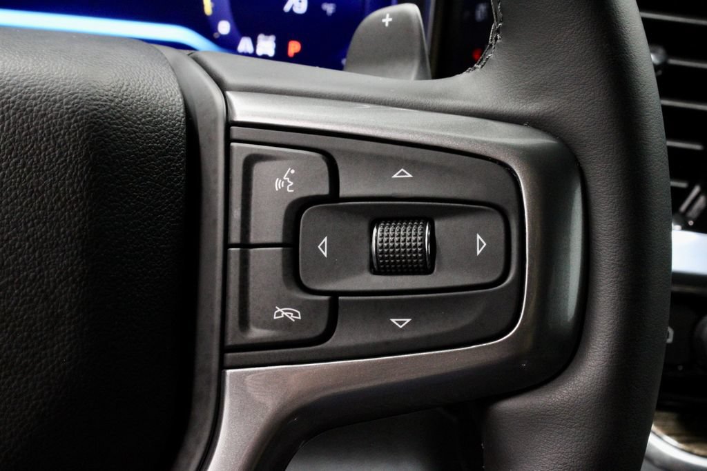 Used 2026 Chevrolet Silverado 1500 RST AWD/4WD image 28