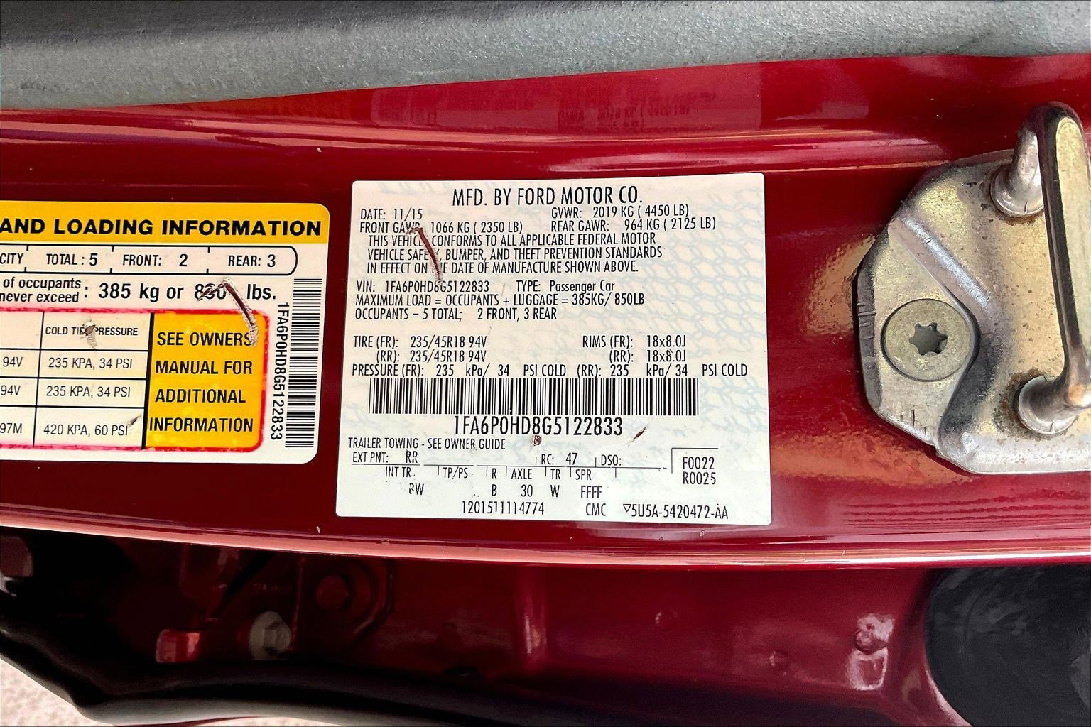 Used 2016 Ford Fusion SE w/ Equipment Group 202A FWD image 19