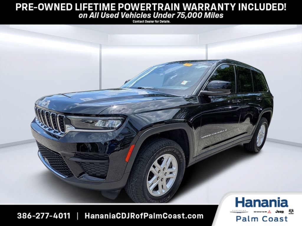 Used 2023 Jeep Grand Cherokee Laredo AWD/4WD image 7