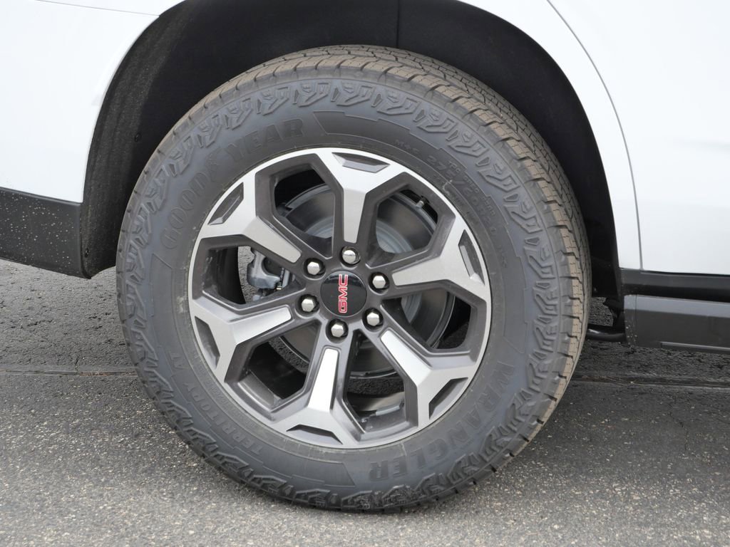 New 2026 GMC Yukon AT4 Ultimate AWD/4WD image 19
