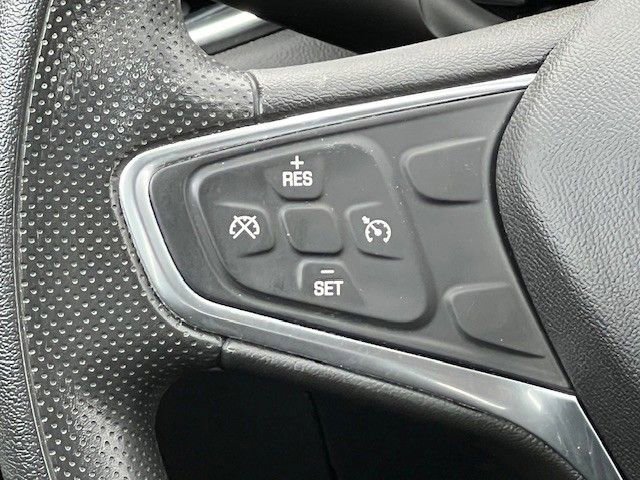 Used 2020 Chevrolet Malibu LT image 27