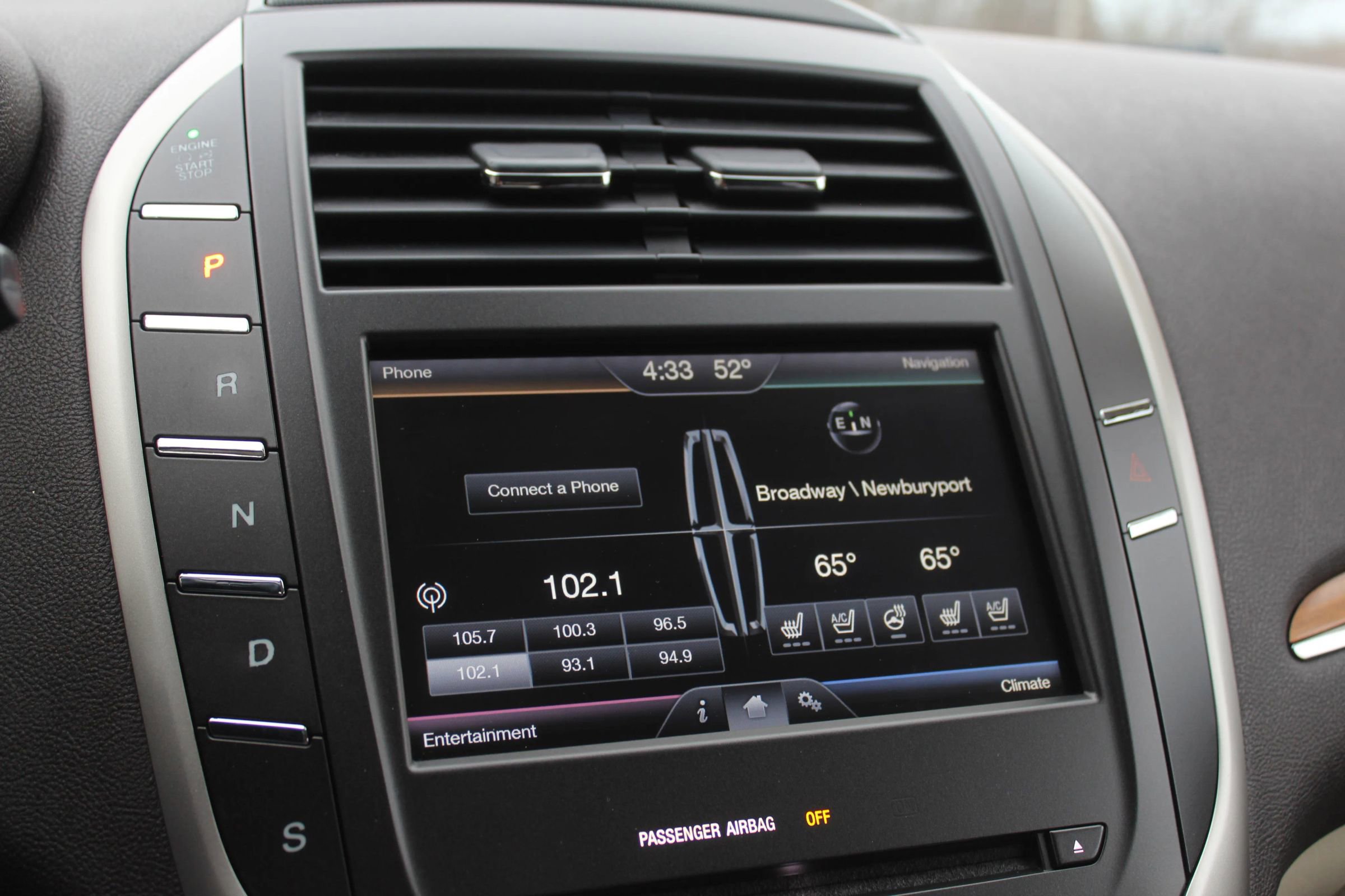 Used 2015 Lincoln MKC Sport Utility 4D w/ Equipment Group 102A Reserve image 34