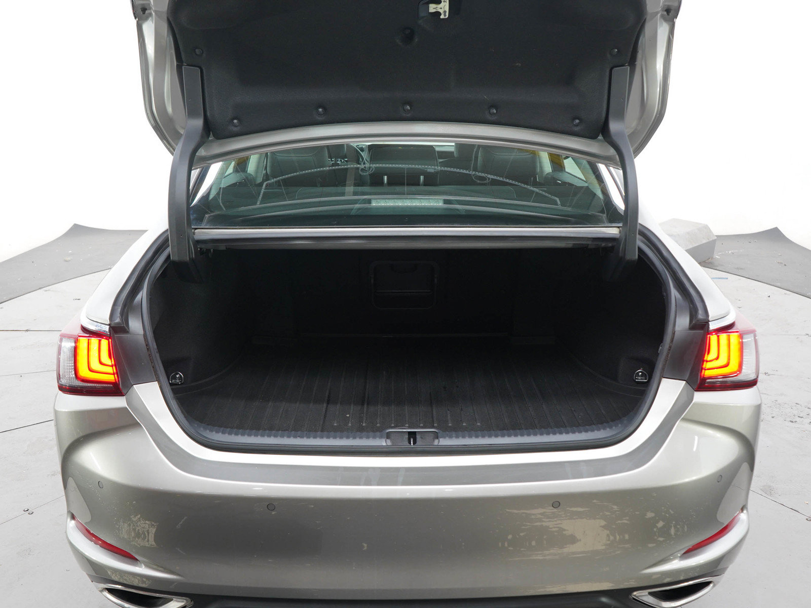 Used 2021 Lexus ES 350 FWD image 16