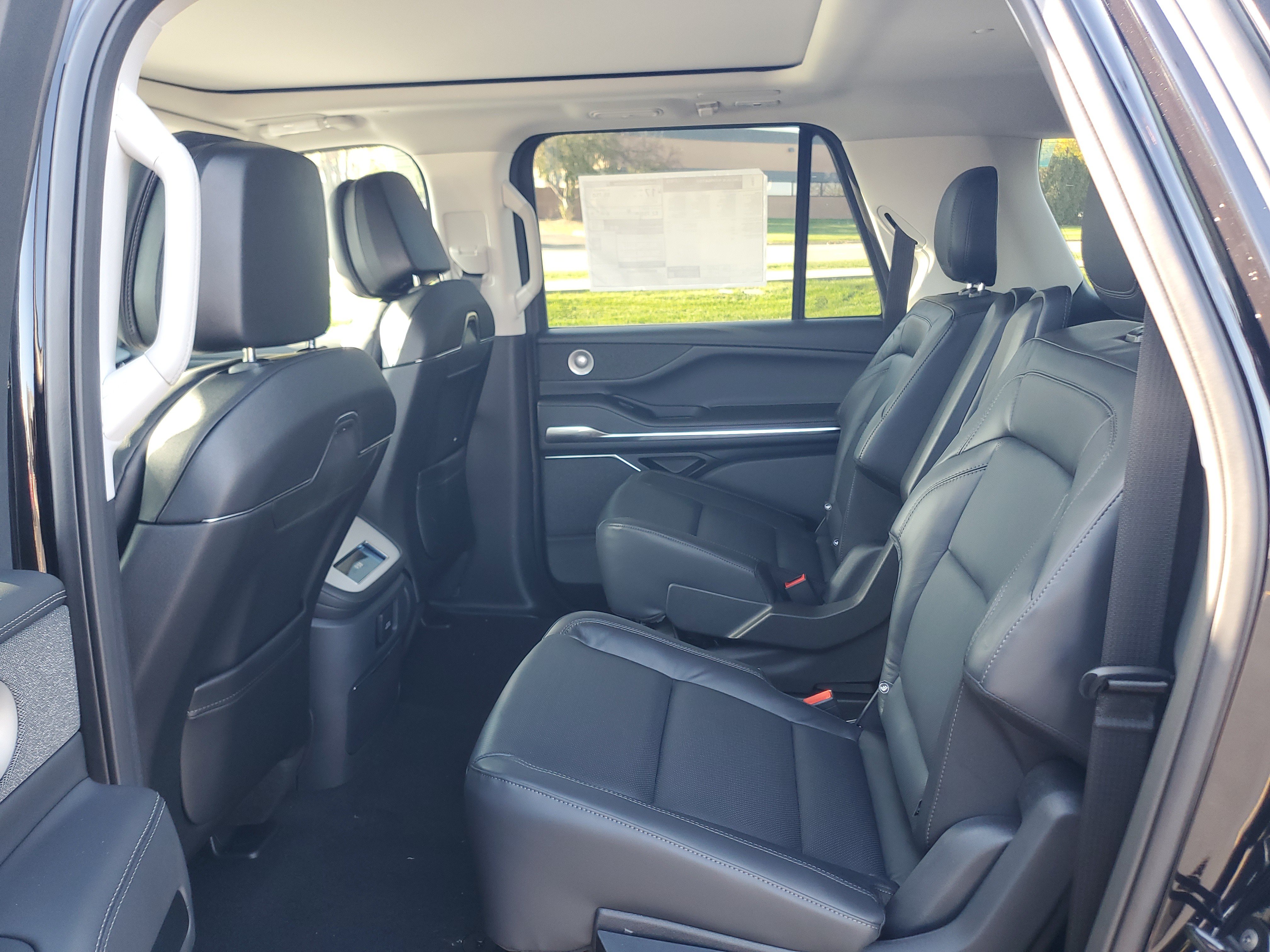 New 2027 Lincoln Navigator L Reserve AWD/4WD image 27