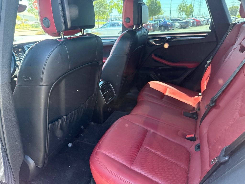Used 2015 Porsche Macan S AWD/4WD image 10