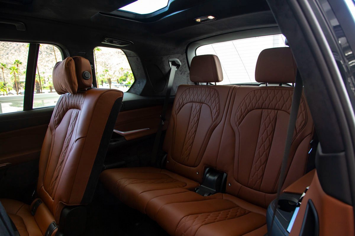 New 2026 BMW X7 M60i image 24