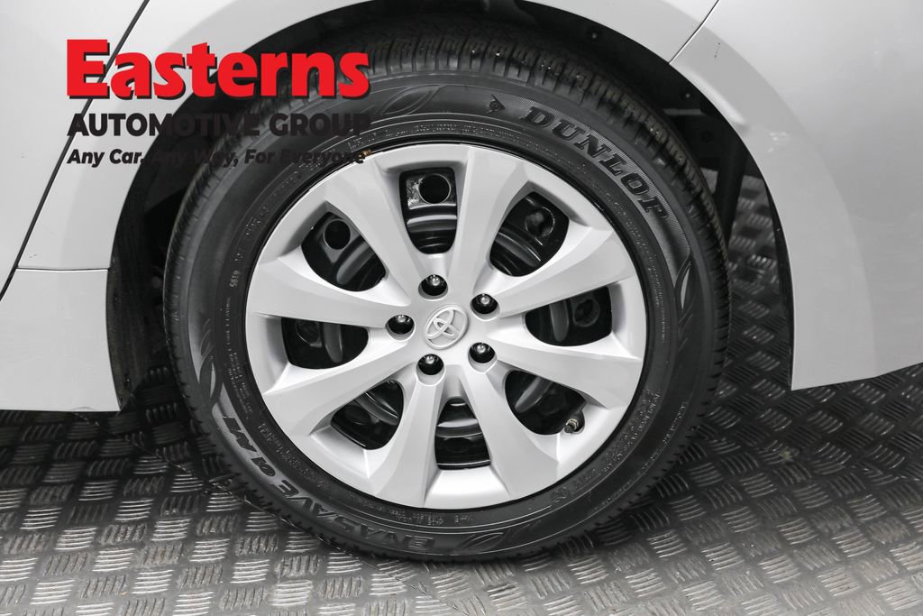 Used 2023 Toyota Corolla LE image 8