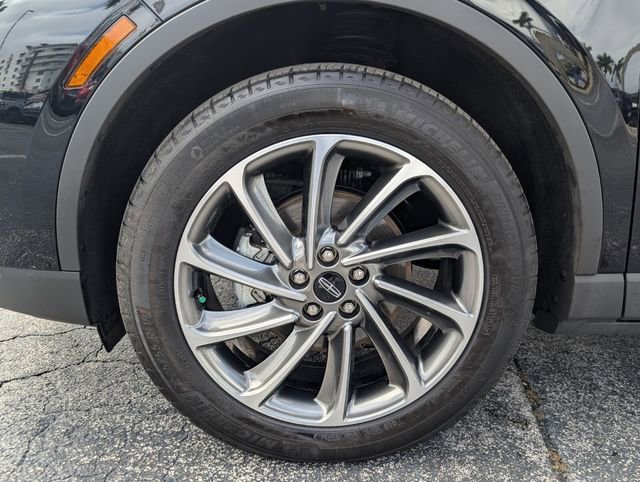 Used 2023 Lincoln Corsair FWD w/ Equipment Group 101A image 7