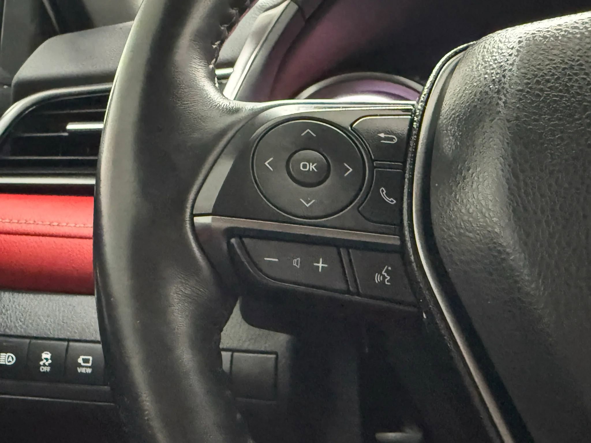 Used 2021 Toyota Camry XSE w/ Navigation Upgrade Package image 26