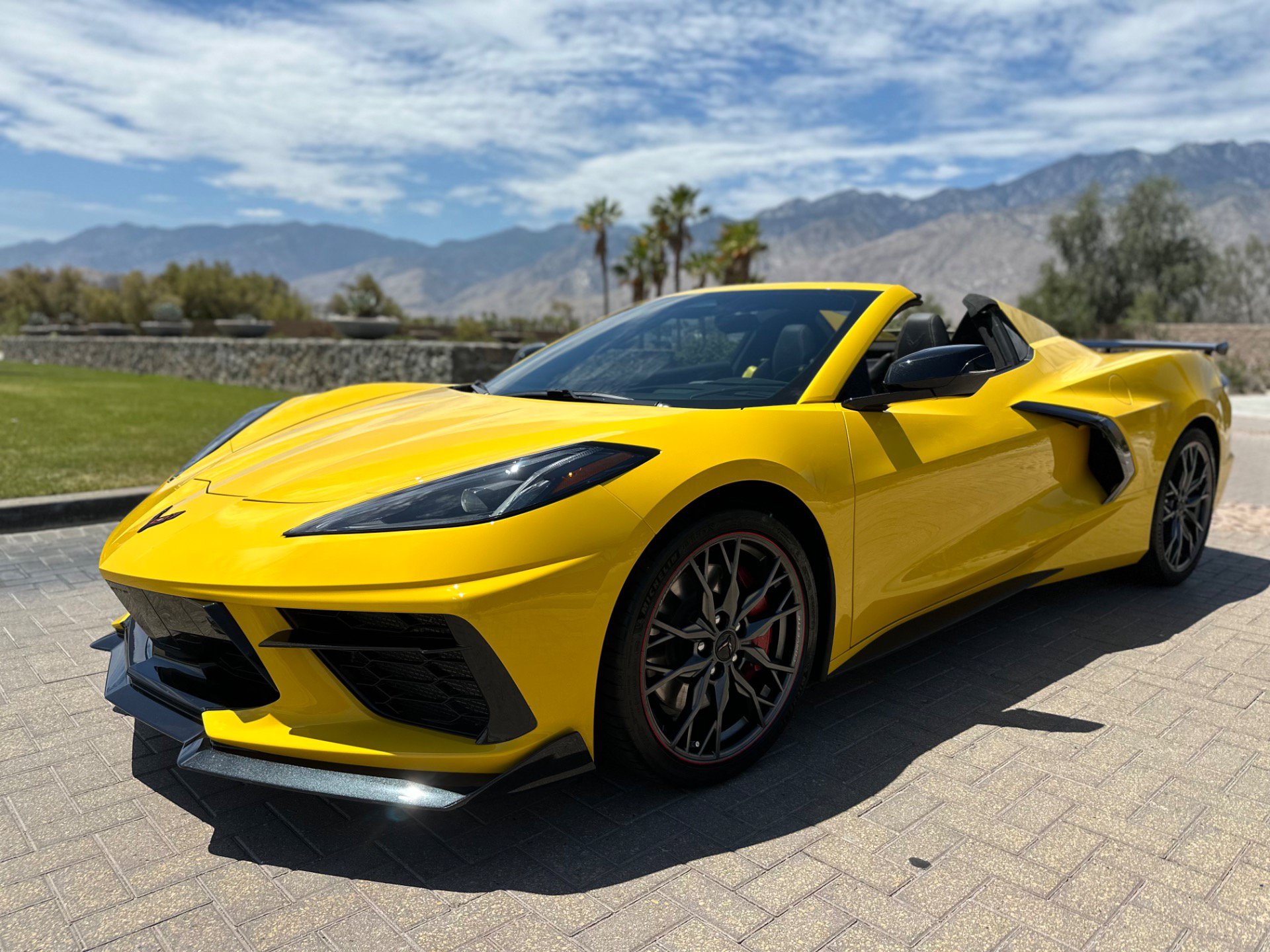 Used 2026 Chevrolet Corvette Stingray Premium Conv w/ Z51 Performance Package RWD image 37