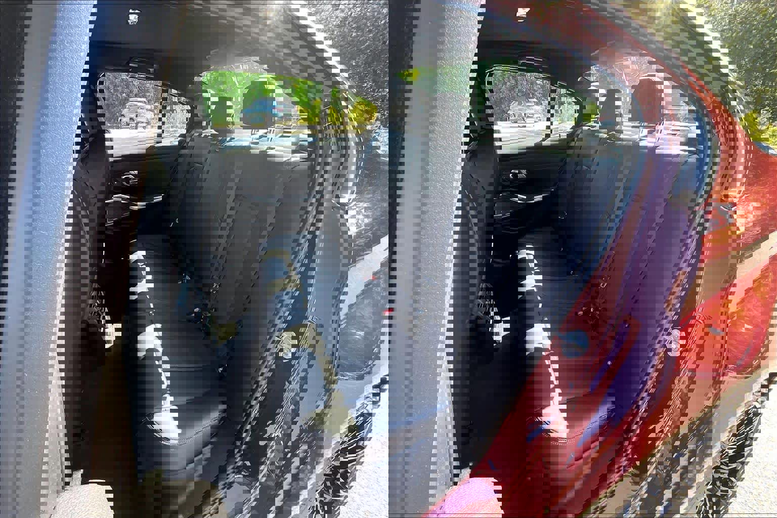 Used 2022 BMW M3 w/ Executive Package image 21