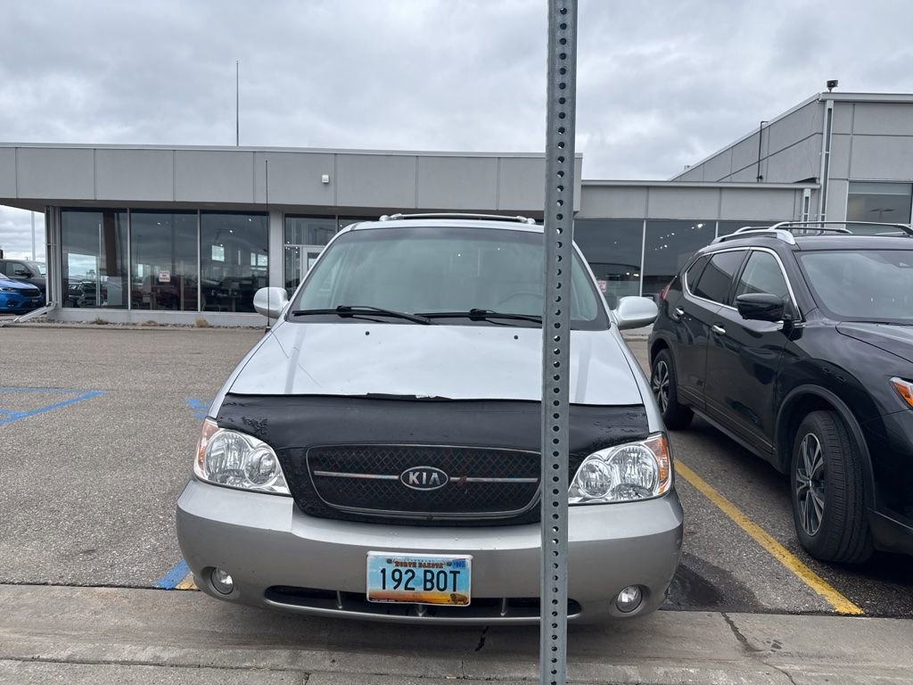 Used 2004 Kia Sedona LX FWD video 2