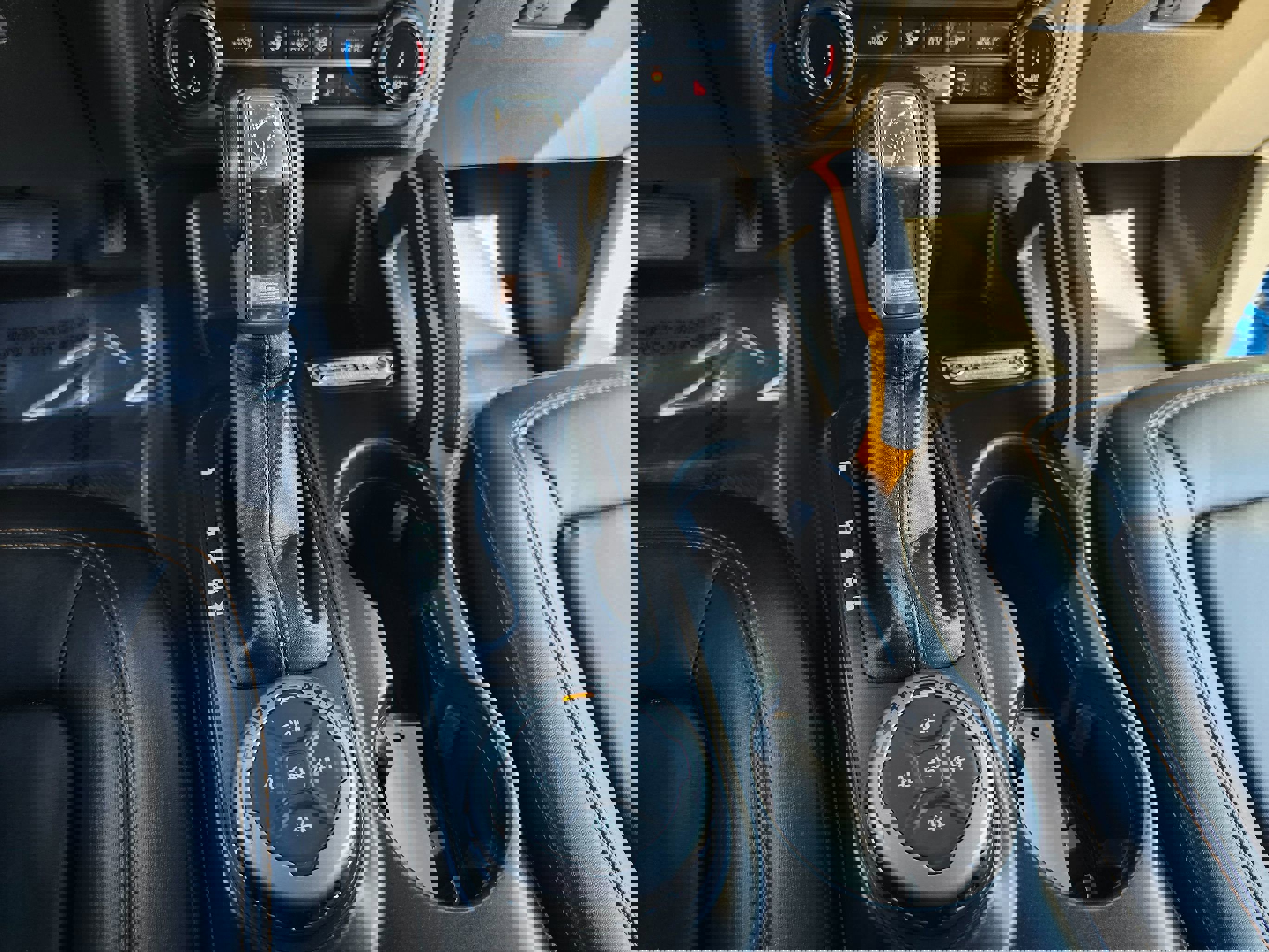 Used 2022 Ford Bronco Badlands w/ Sasquatch Package image 40