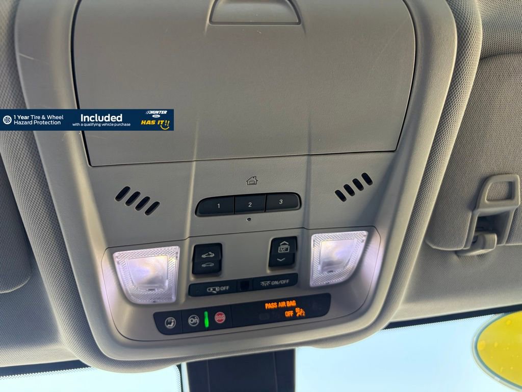 Used 2020 GMC Terrain SLT w/ Preferred Package image 13